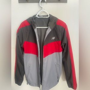 New Balance Women’s Size small Running Rain Jacket/Windbreaker